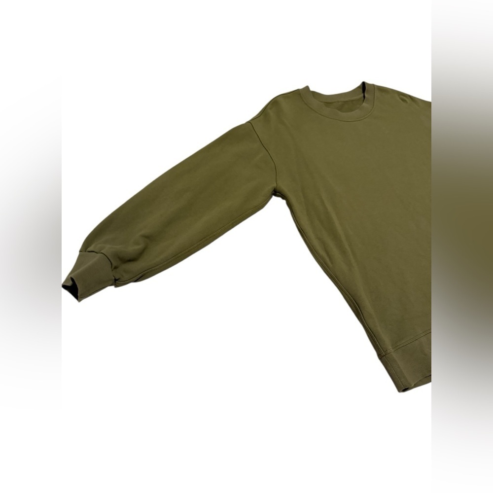 LuluLemon Perfectly Oversized Crew In Green Size Medium/ Large - Picture 4 of 9